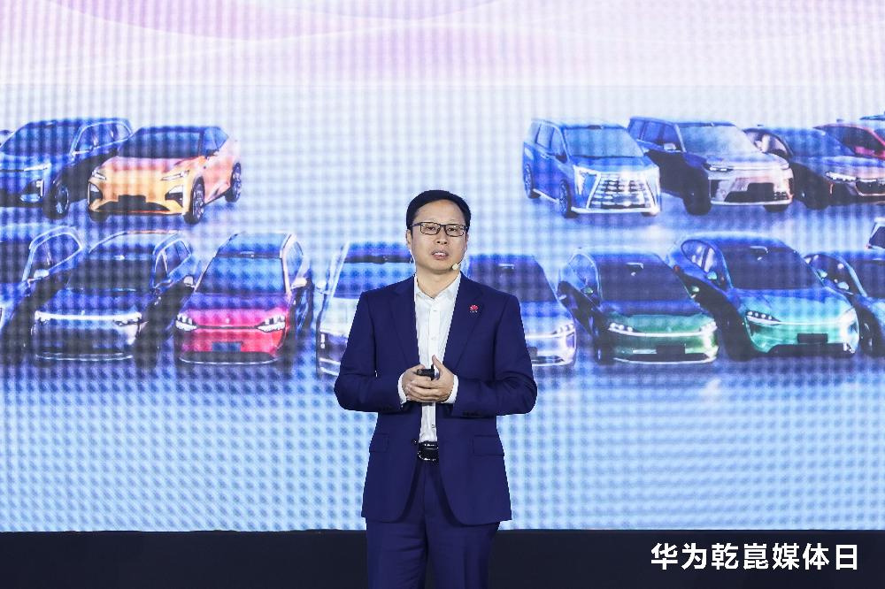 虎扑足球围绕虎扑体育官网不断创新，回应用户的真实需求。 - 虎扑足球